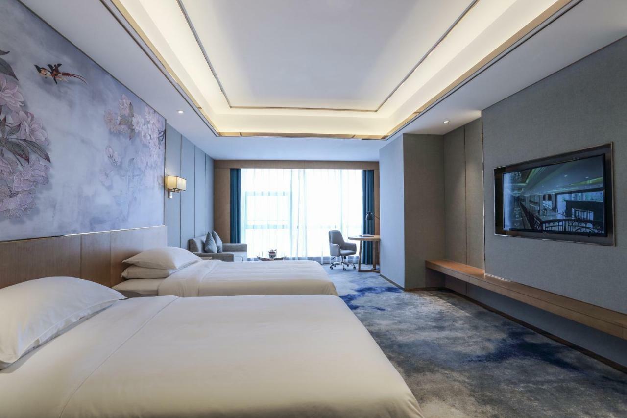 Venus Royal Hotel Foshan Kuiqi Road Metro Station Экстерьер фото